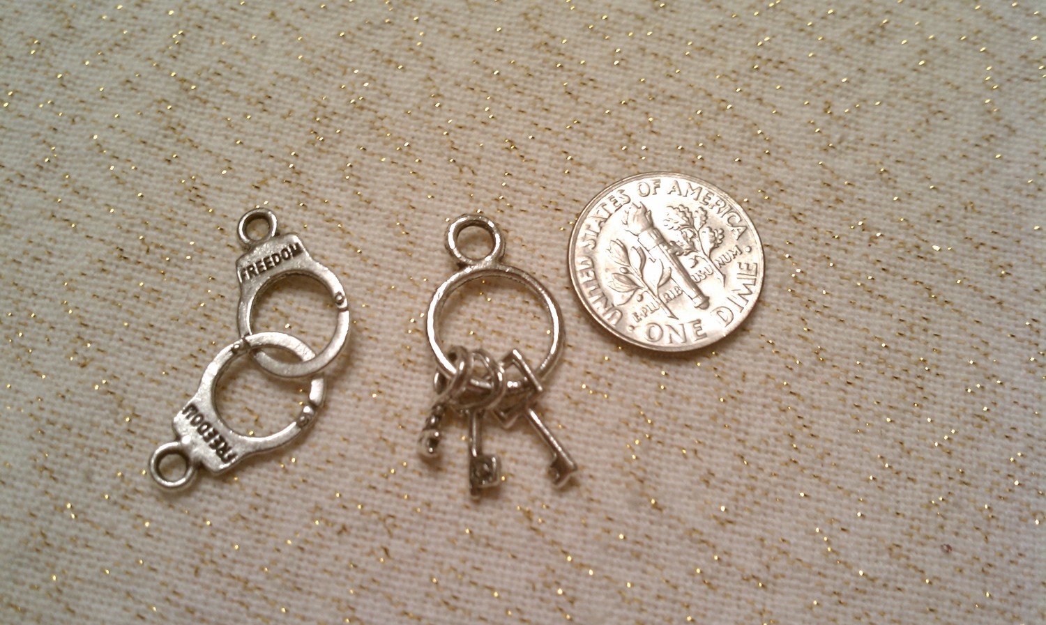 Mini Handcuffs And Jailers Key Ring Charms on Luulla